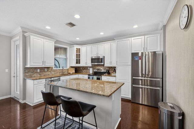 4543 Mediterranean Circle, Palm Beach Gardens, FL 33418