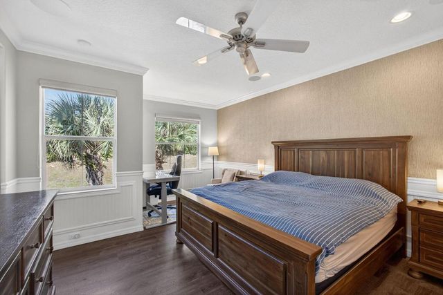 4543 Mediterranean Circle, Palm Beach Gardens, FL 33418