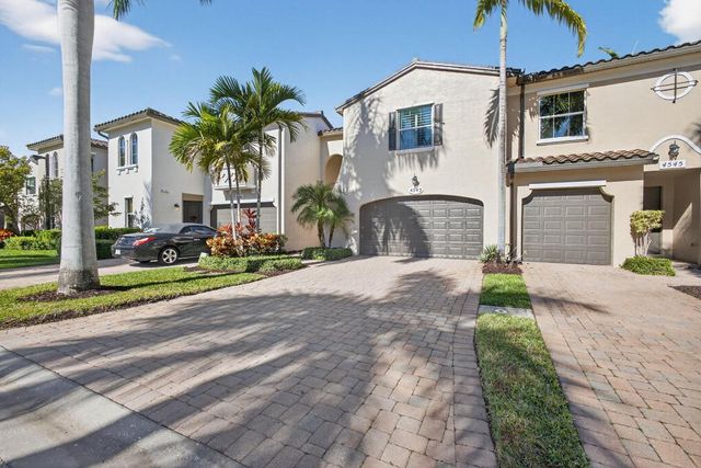 4543 Mediterranean Circle, Palm Beach Gardens, FL 33418