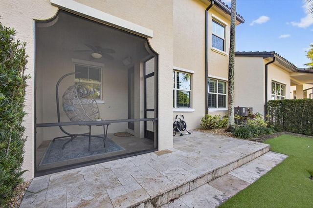 4543 Mediterranean Circle, Palm Beach Gardens, FL 33418