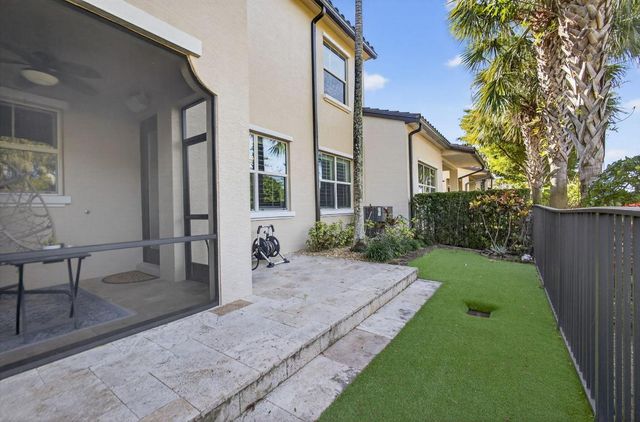 4543 Mediterranean Circle, Palm Beach Gardens, FL 33418