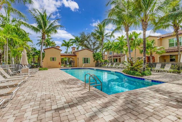 4543 Mediterranean Circle, Palm Beach Gardens, FL 33418
