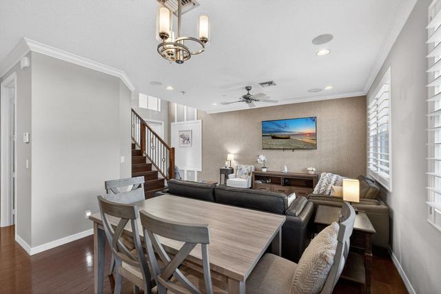 4543 Mediterranean Circle, Palm Beach Gardens, FL 33418