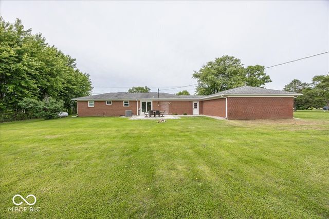 44 W Us Highway 136, Lizton, IN 46149