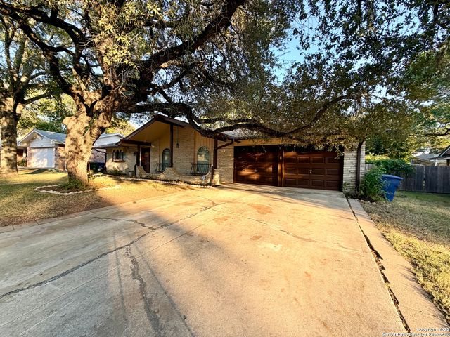 9114 George Kyle, San Antonio, TX 78240