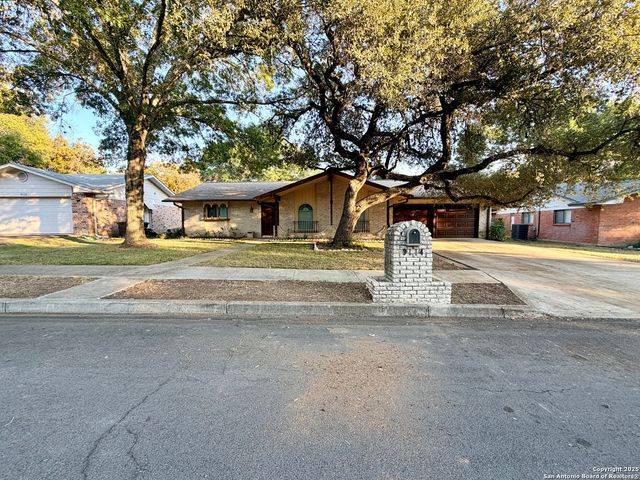9114 George Kyle, San Antonio, TX 78240