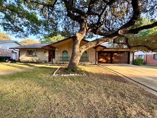 9114 George Kyle, San Antonio, TX 78240