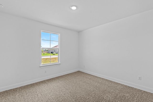 127 Union Pacific DR, Cedar Creek, TX 78612