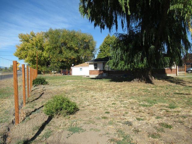2080 Etna Street, Klamath Falls, OR 97603