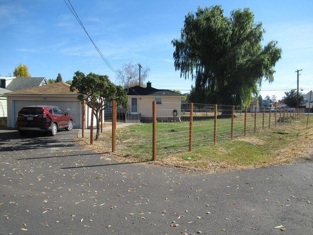 2080 Etna Street, Klamath Falls, OR 97603