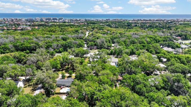 12 DAWSON DRIVE, Palm Coast, FL 32137