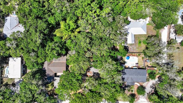 12 DAWSON DRIVE, Palm Coast, FL 32137