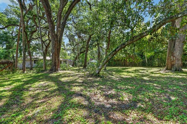 12 DAWSON DRIVE, Palm Coast, FL 32137