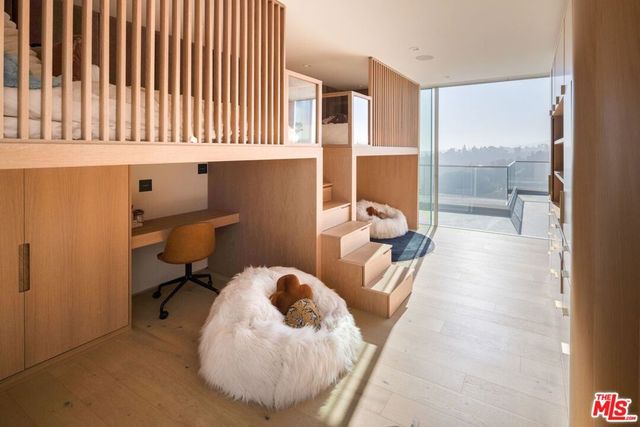 1557 Tower Grove Drive, Beverly Hills, CA 90210