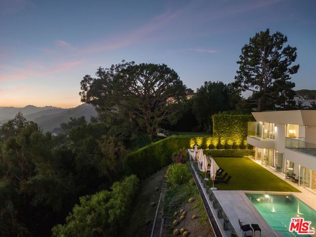 1557 Tower Grove Drive, Beverly Hills, CA 90210