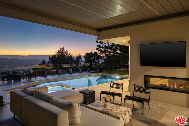 1557 Tower Grove Drive, Beverly Hills, CA 90210