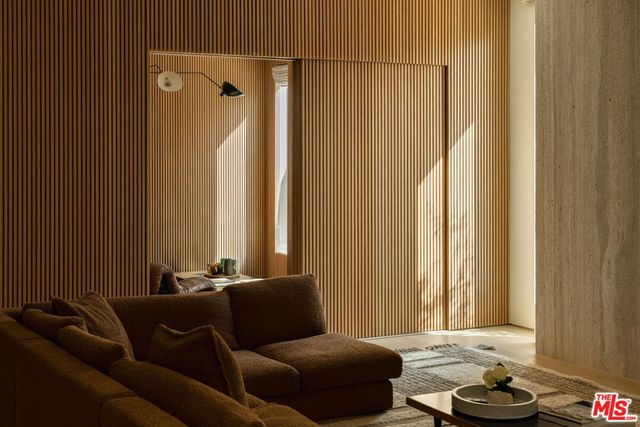 1557 Tower Grove Drive, Beverly Hills, CA 90210