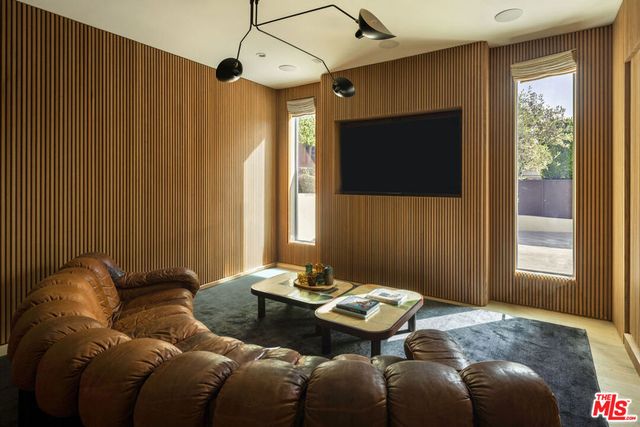 1557 Tower Grove Drive, Beverly Hills, CA 90210