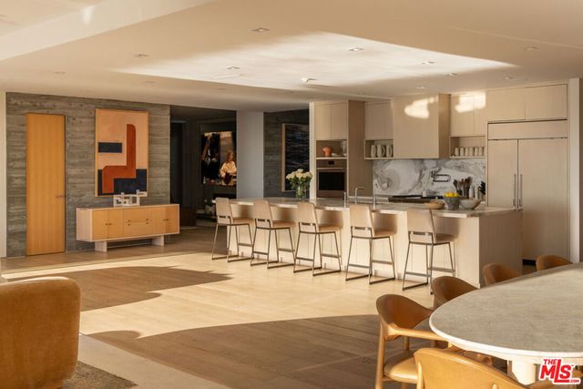 1557 Tower Grove Drive, Beverly Hills, CA 90210