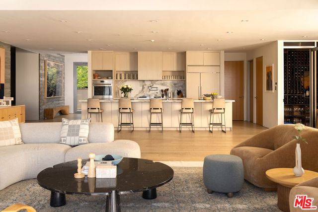 1557 Tower Grove Drive, Beverly Hills, CA 90210