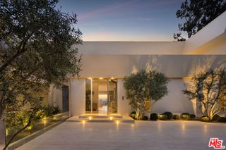 1557 Tower Grove Drive, Beverly Hills, CA 90210