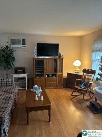 195 Bangor Junction Road, Washington Twp, PA 18013