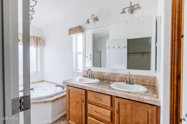 5975 N JO ANN Drive, Rimrock, AZ 86335