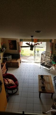 6200 NW 74th Court, Parkland, FL 33067