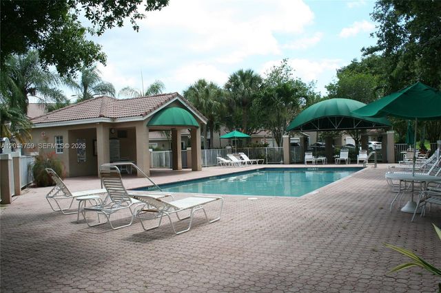 6200 NW 74th Court, Parkland, FL 33067