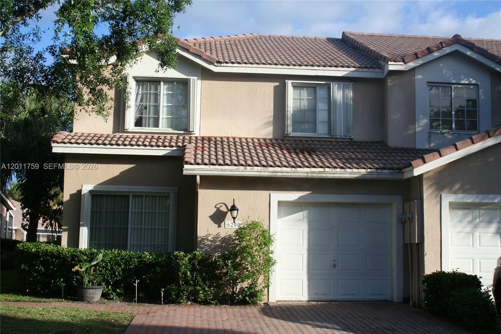 6200 NW 74th Court, Parkland, FL 33067