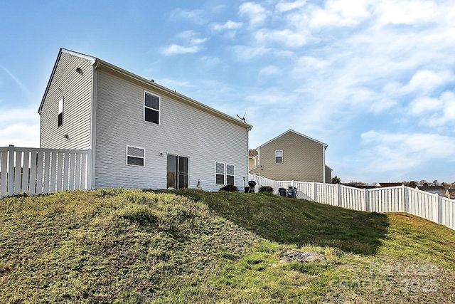 1532 April Knoll Court, Huntersville, NC 28078