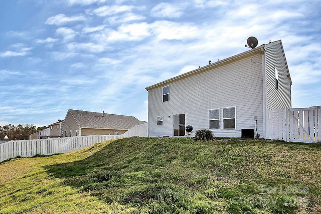 1532 April Knoll Court, Huntersville, NC 28078