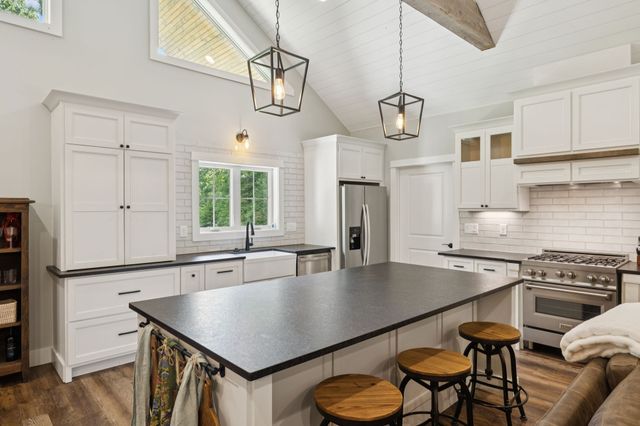 7903 Daugherty Capley Rd, Primm Springs, TN 38476