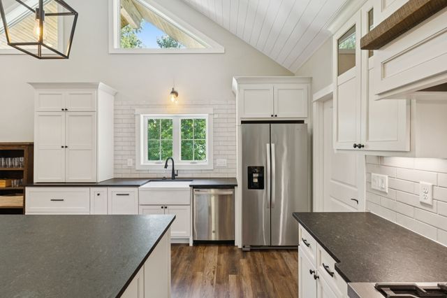 7903 Daugherty Capley Rd, Primm Springs, TN 38476