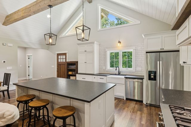 7903 Daugherty Capley Rd, Primm Springs, TN 38476