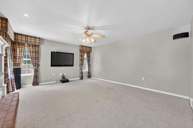 2464 Davis Rd, Williams, CA 95987