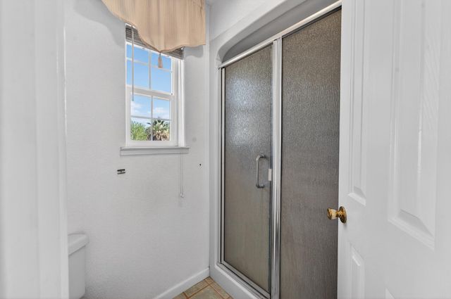 2464 Davis Rd, Williams, CA 95987