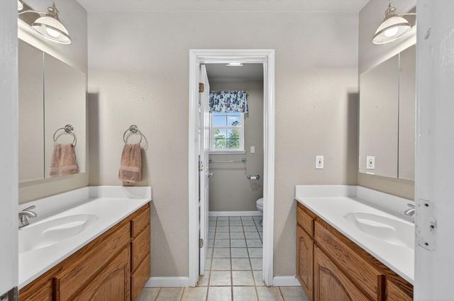 2464 Davis Rd, Williams, CA 95987