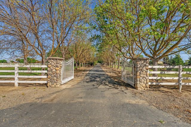 2464 Davis Rd, Williams, CA 95987