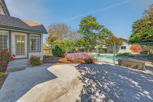 2464 Davis Rd, Williams, CA 95987