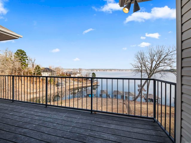 7 Divino Lane, Hot Springs Village, AR 71909