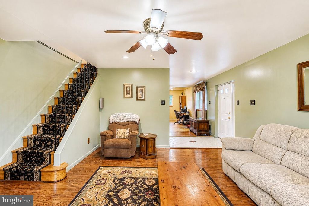 369 HELENE PL, PHILADELPHIA, PA 19116 — photo 5