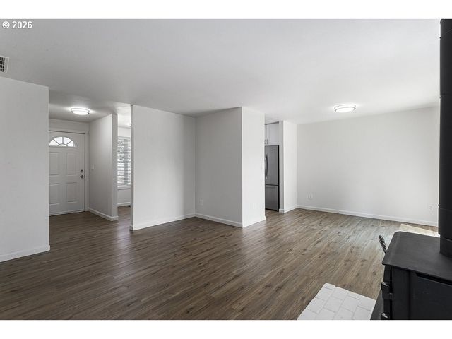 1602 Ne CENTURION Pl, Gresham, OR 97030