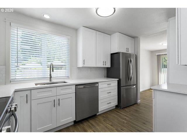 1602 Ne CENTURION Pl, Gresham, OR 97030