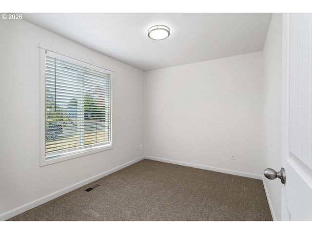 1602 Ne CENTURION Pl, Gresham, OR 97030