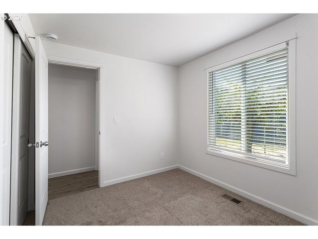 1602 Ne CENTURION Pl, Gresham, OR 97030