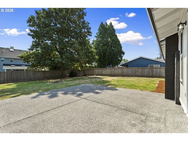 1602 Ne CENTURION Pl, Gresham, OR 97030