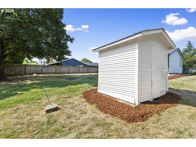 1602 Ne CENTURION Pl, Gresham, OR 97030