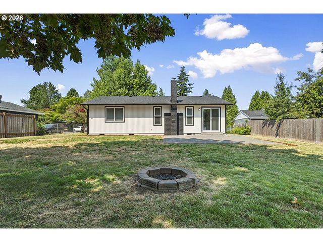1602 Ne CENTURION Pl, Gresham, OR 97030