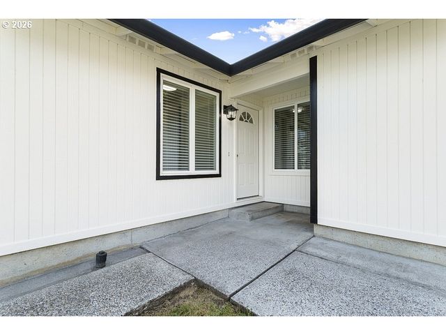 1602 Ne CENTURION Pl, Gresham, OR 97030